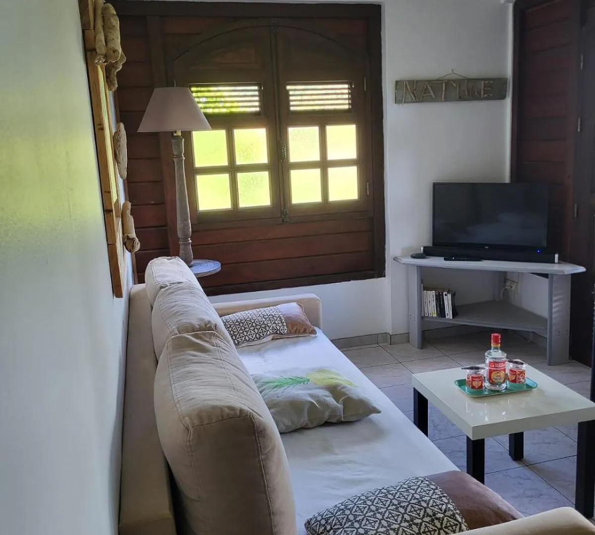 Chez Karine & Harold Apartment Sainte-Luce 0*,  Martinique
