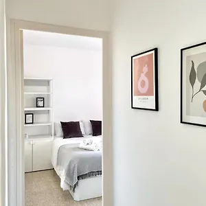 apartamento-estacin-de-portbou.catalonia-hotels.com/